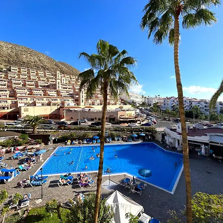 1 Bed Castle Harbour Apt With Pool View C120 * Los Cristianos (Tenerife)