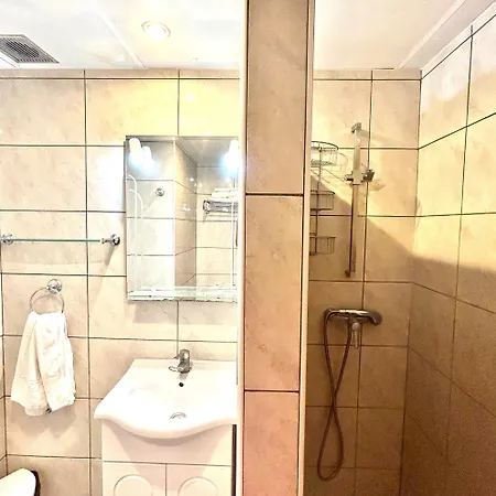Apartment 1 Bed Castle Harbour Apt With Pool View C120 *